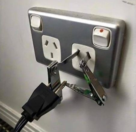 outlet.jpg