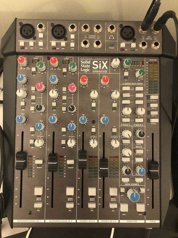 ssl mixer.jpg