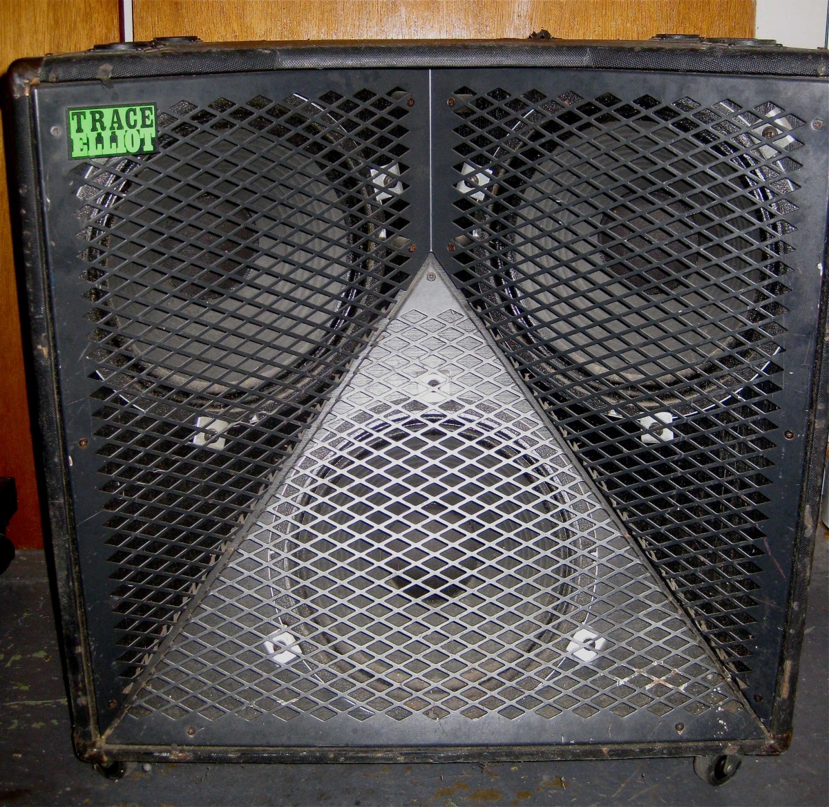 trace elliot sc 3x12.JPG