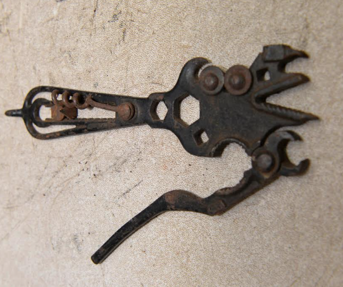 multi tool 2.png