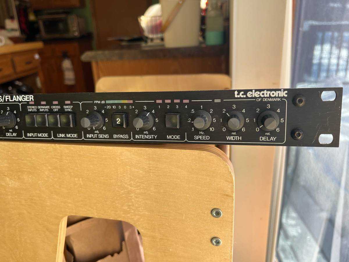 TC electronics 1210 x2.jpg