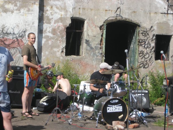 File:Бензольные Мертвецы 1.jpg