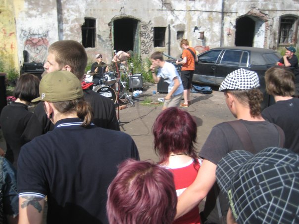 File:Бензольные Мертвецы 2.jpg