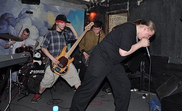 File:R.I.B.B.T.A.P.O.M.N. 32.jpg