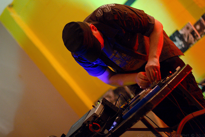 File:Xdugef HandBagFactory.jpg