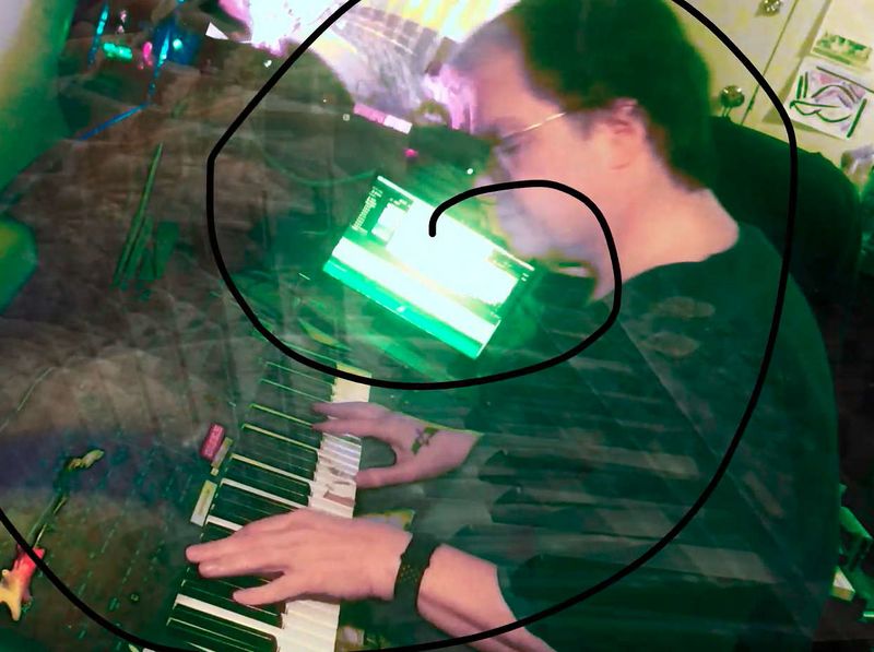 File:At the supernova II.jpg